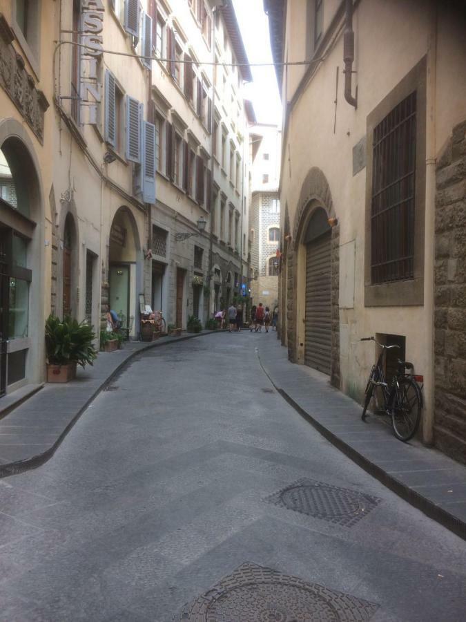 Vista Su Palazzo Vecchio Apartment ฟลอเรนซ์ ภายนอก รูปภาพ